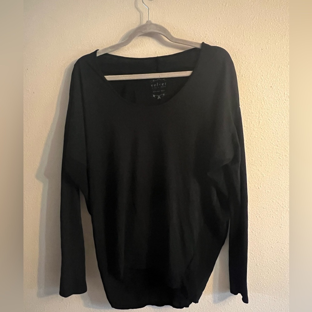 Velvet Classic Black Top NWOT Size Small